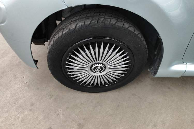 Used BYD F0 2012 1.0L Joyful Cool Model Left Front Wheel Hub