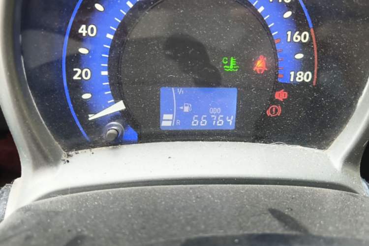 Used BYD F0 2012 1.0L Joyful Cool Model Odometer Close Up
