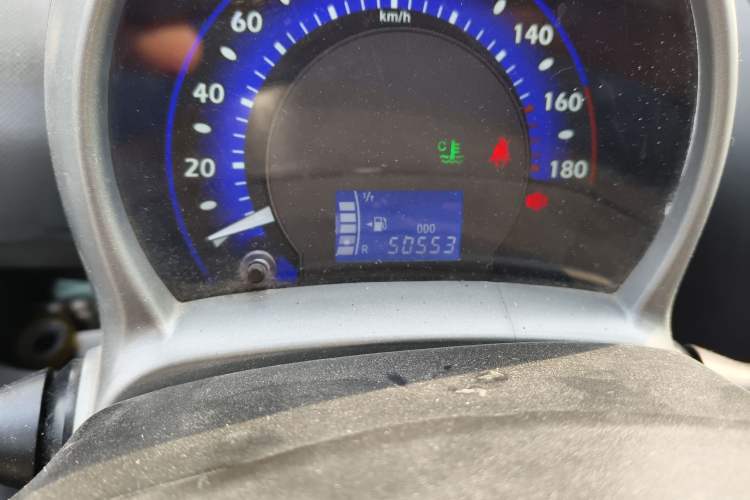 Used BYD F0 2012 1.0L Joyful Cool Model Odometer Close Up