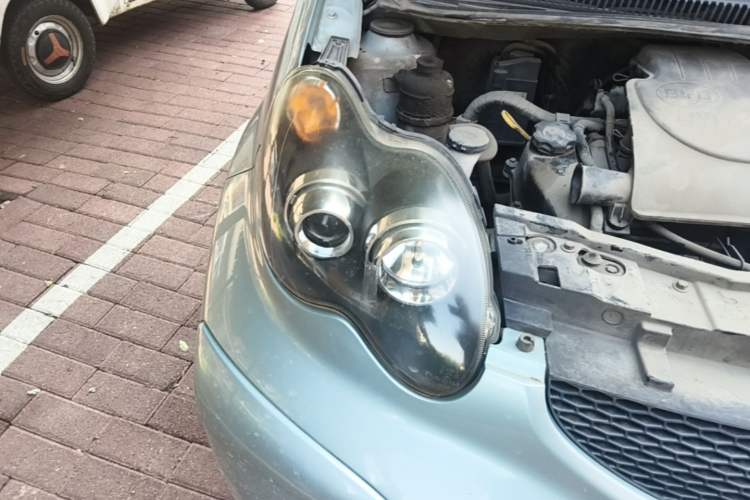 Used BYD F0 2012 1.0L Joyful Cool Model Right Front Headlight