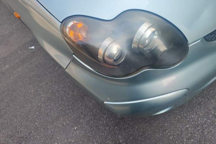 Used BYD F0 2012 1.0L Joyful Cool Model Right Front Headlight