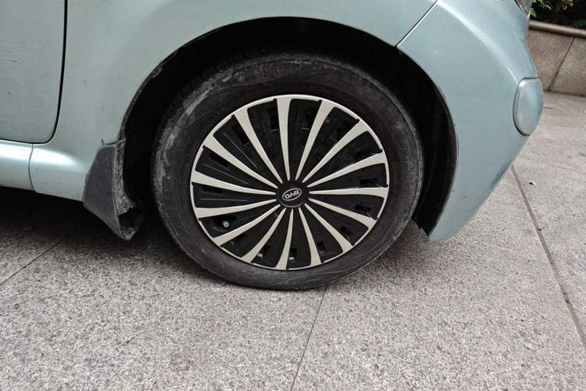 Used BYD F0 2012 1.0L Joyful Cool Model Right Front Wheel Hub
