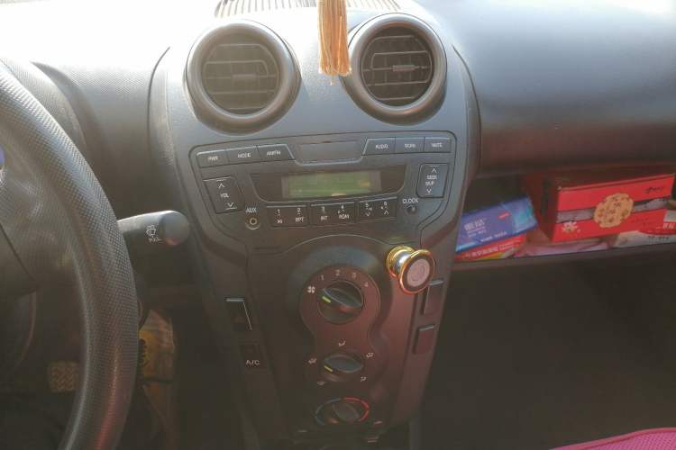 Used BYD F0 2012 1.0L XuanKu Trim Audio And AC Panel
