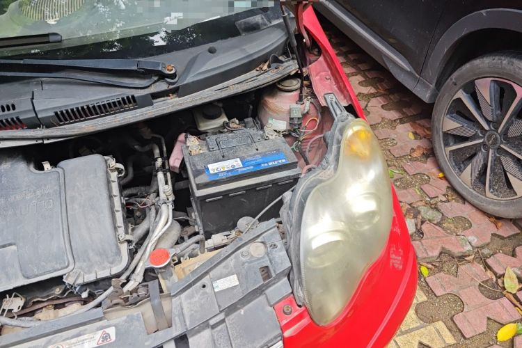 Used BYD F0 2012 1.0L XuanKu Trim Engine Bay Left