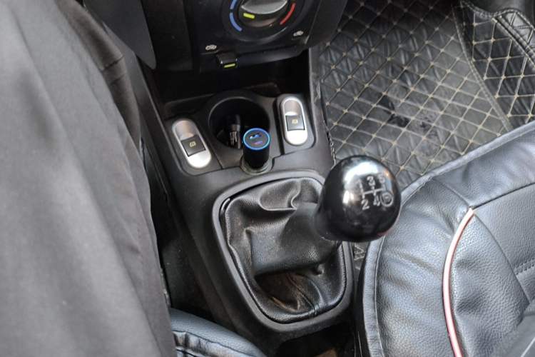 Used BYD F0 2012 1.0L XuanKu Trim Gear Lever