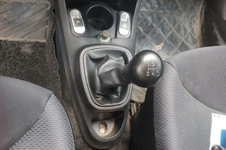 Used BYD F0 2012 1.0L XuanKu Trim Gear Lever