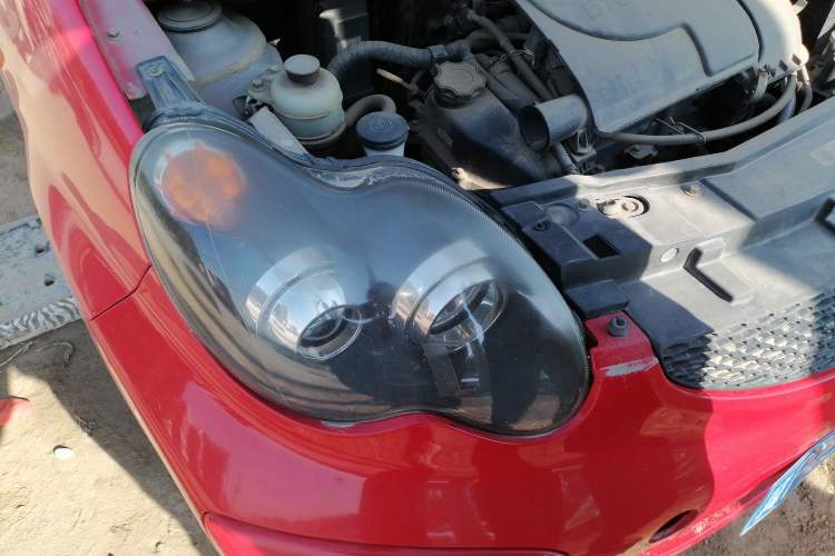 Used BYD F0 2012 1.0L XuanKu Trim Right Front Headlight