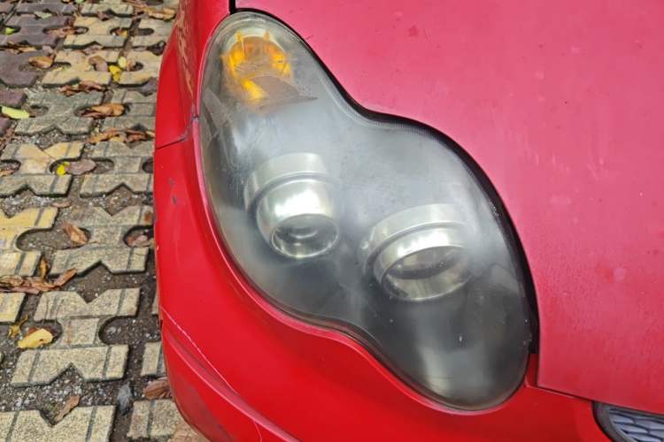 Used BYD F0 2012 1.0L XuanKu Trim Right Front Headlight