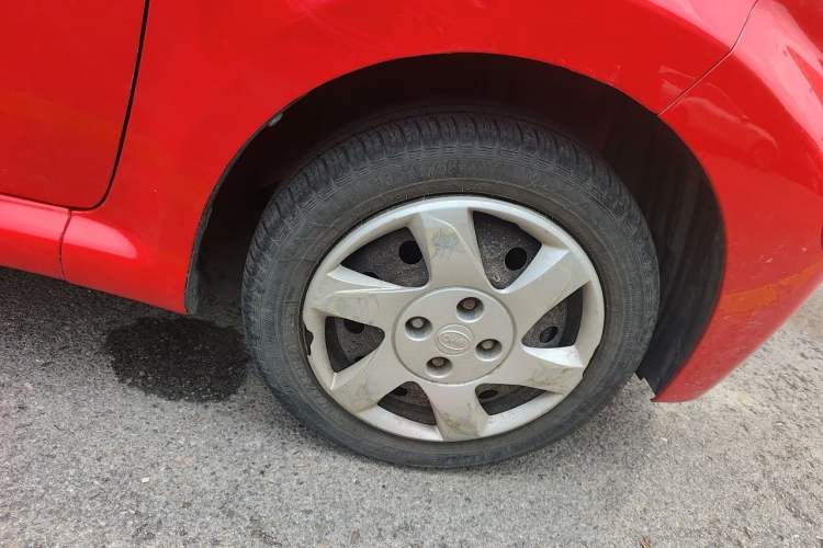 Used BYD F0 2012 1.0L XuanKu Trim Right Front Wheel Hub