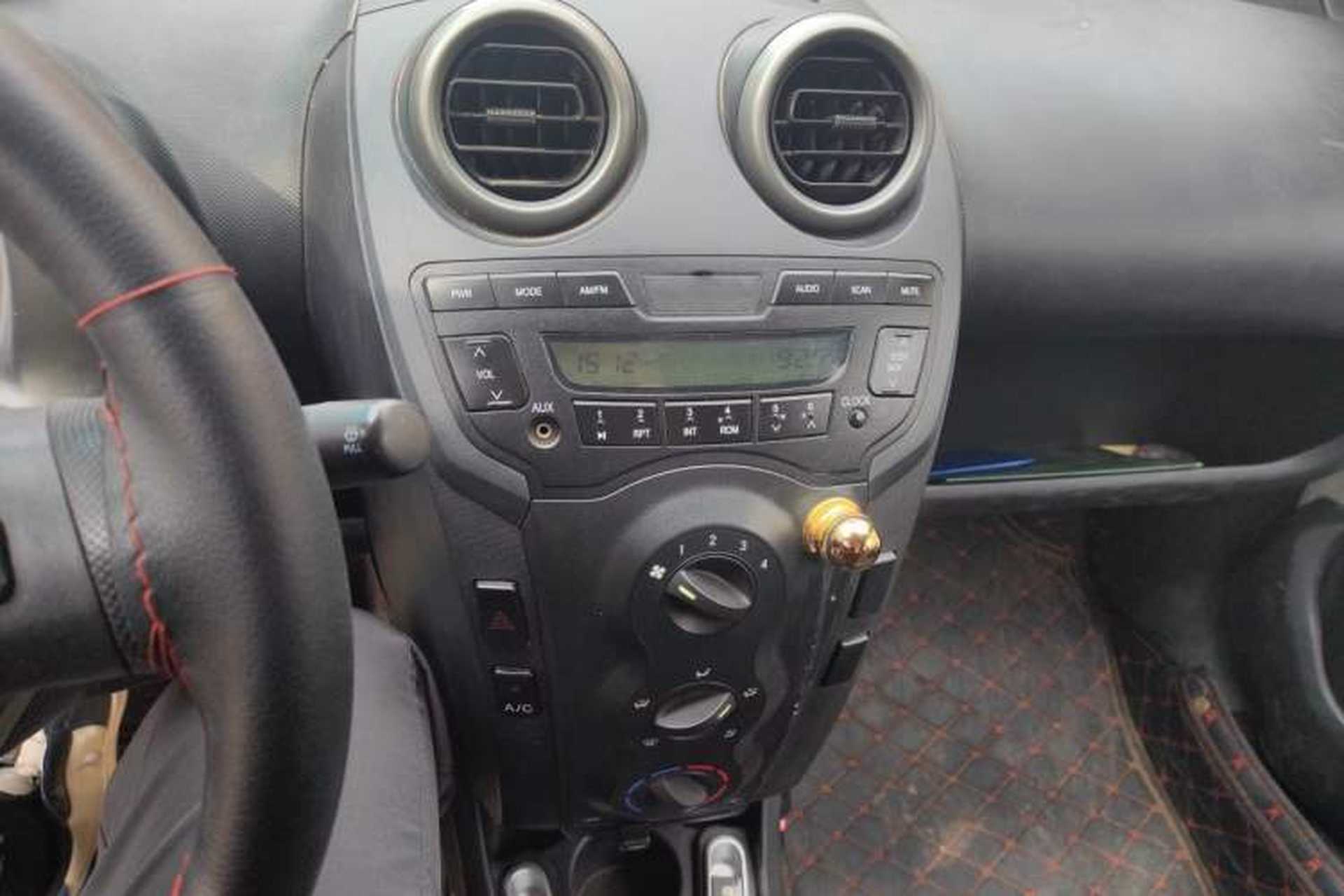 Used BYD F0 2012 1.0L XuanKu Trim Audio And AC Panel