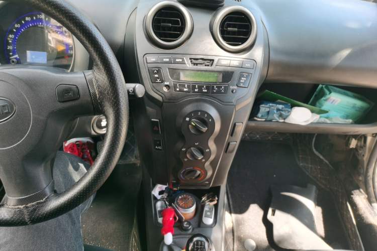 Used BYD F0 2012 1.0L XuanKu Trim Audio And AC Panel