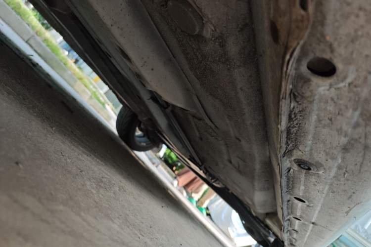 Used BYD F0 2012 1.0L Joyful Cool Model Chassis Front Left