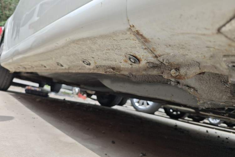 Used BYD F0 2012 1.0L Joyful Cool Model Chassis Front Right