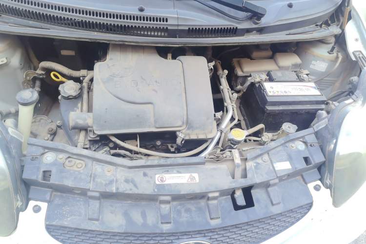 Used BYD F0 2012 1.0L XuanKu Trim Engine Bay