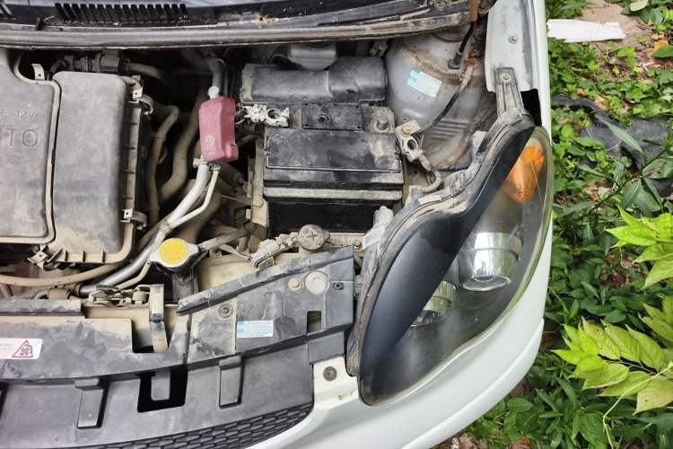 Used BYD F0 2012 1.0L XuanKu Trim Engine Bay Left