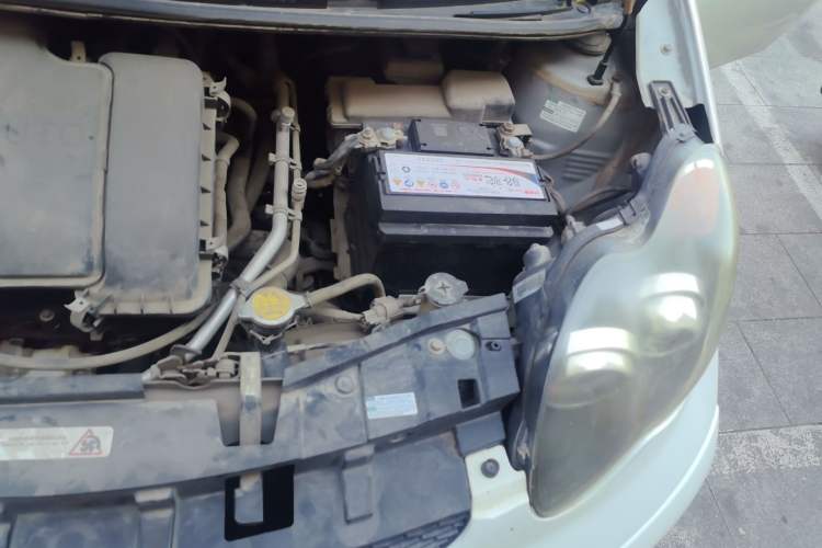 Used BYD F0 2012 1.0L XuanKu Trim Engine Bay Left