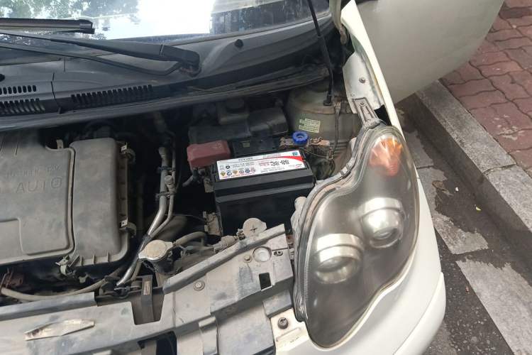 Used BYD F0 2012 1.0L Joyful Cool Model Engine Bay Left