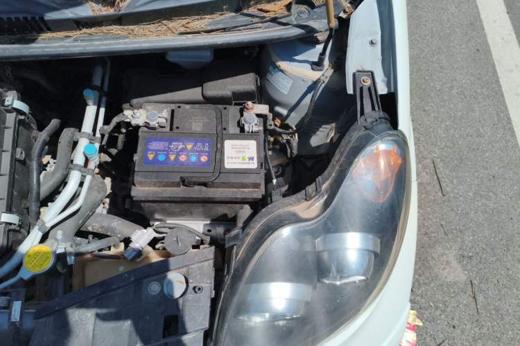Used BYD F0 2012 1.0L XuanKu Trim Engine Bay Left
