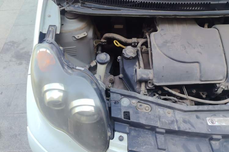 Used BYD F0 2012 1.0L XuanKu Trim Engine Bay Right