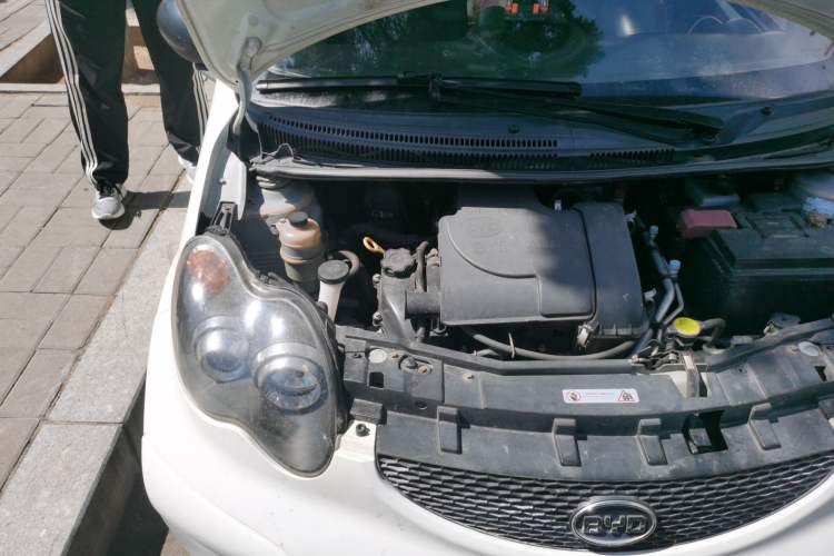 Used BYD F0 2012 1.0L XuanKu Trim Engine Bay Right