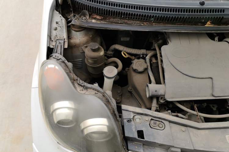 Used BYD F0 2012 1.0L XuanKu Trim Engine Bay Right