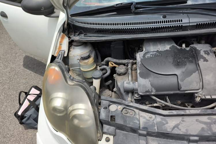 Used BYD F0 2012 1.0L Joyful Cool Model Engine Bay Right