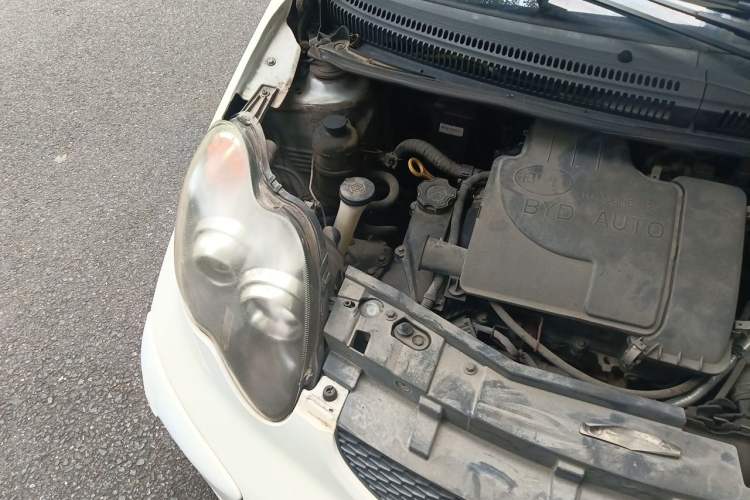 Used BYD F0 2012 1.0L Joyful Cool Model Engine Bay Right