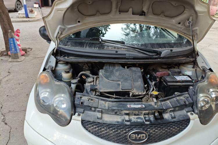 Used BYD F0 2012 1.0L Joyful Cool Model Engine Bay Right