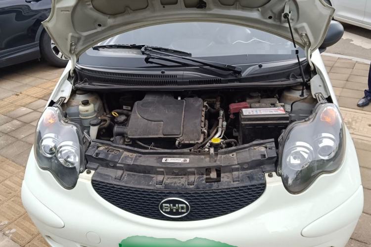Used BYD F0 2012 1.0L Joyful Cool Model Engine Bay