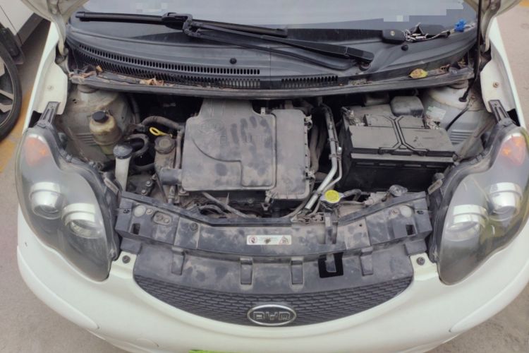 Used BYD F0 2012 1.0L XuanKu Trim Engine Bay