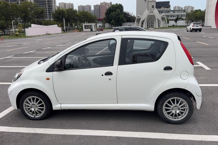 Used BYD F0 2012 1.0L XuanKu Trim Exterior 5