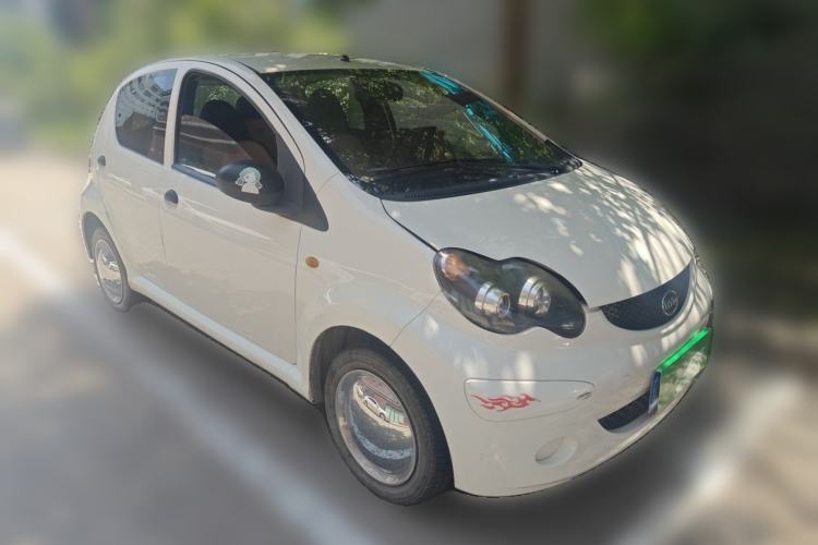 Used BYD F0 2012 1.0L XuanKu Trim Front Right 45 Deg