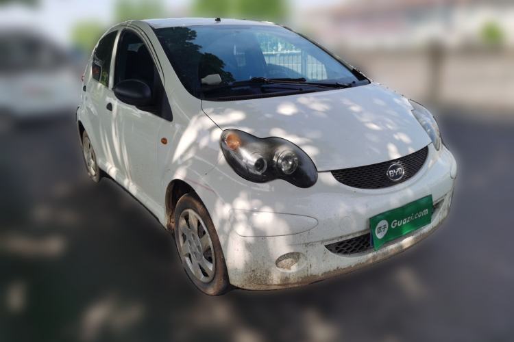 Used BYD F0 2012 1.0L XuanKu Trim Front Right 45 Deg