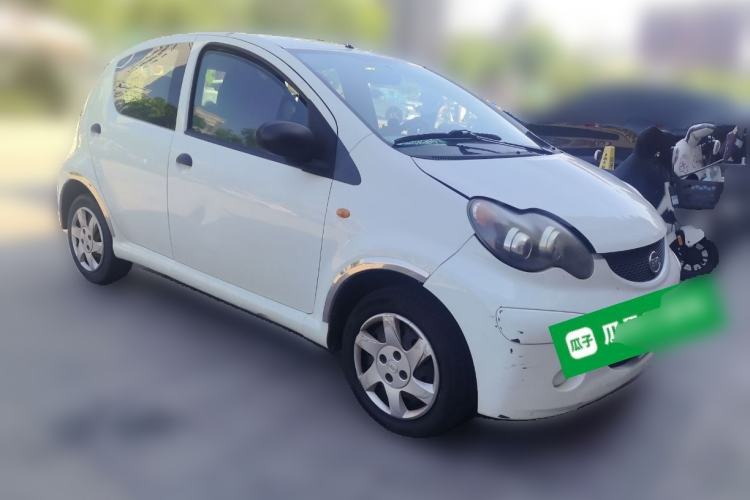 Used BYD F0 2012 1.0L XuanKu Trim Front Right 45 Deg