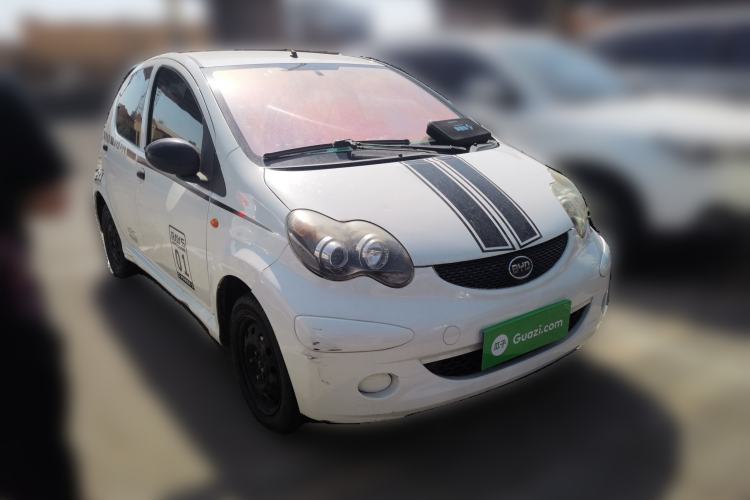 Used BYD F0 2012 1.0L XuanKu Trim Front Right 45 Deg