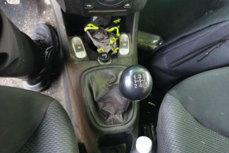 Used BYD F0 2012 1.0L XuanKu Trim Gear Lever