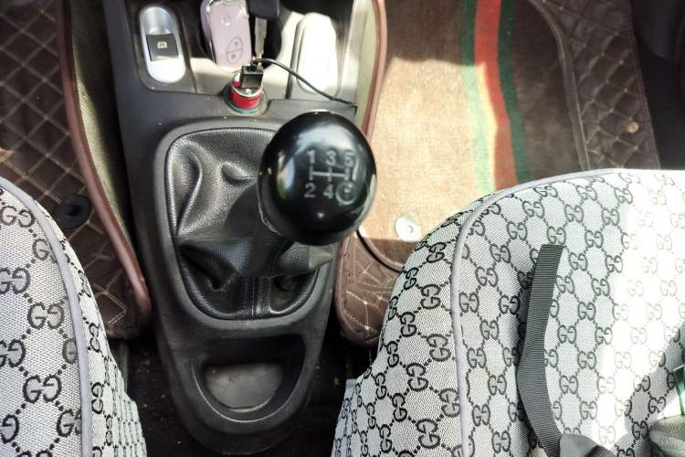 Used BYD F0 2012 1.0L XuanKu Trim Gear Lever