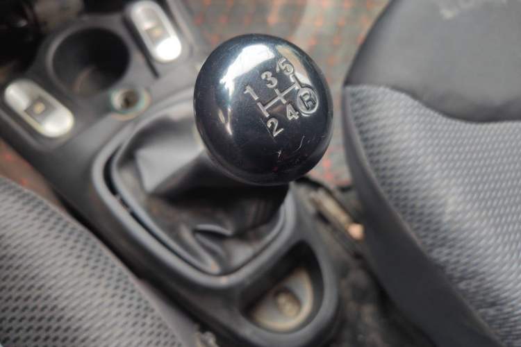 Used BYD F0 2012 1.0L XuanKu Trim Gear Lever