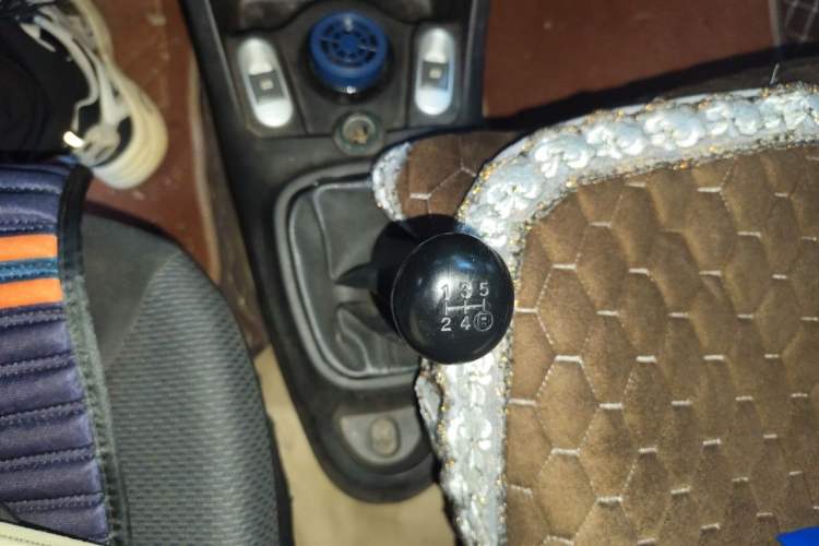 Used BYD F0 2012 1.0L Joyful Cool Model Gear Lever