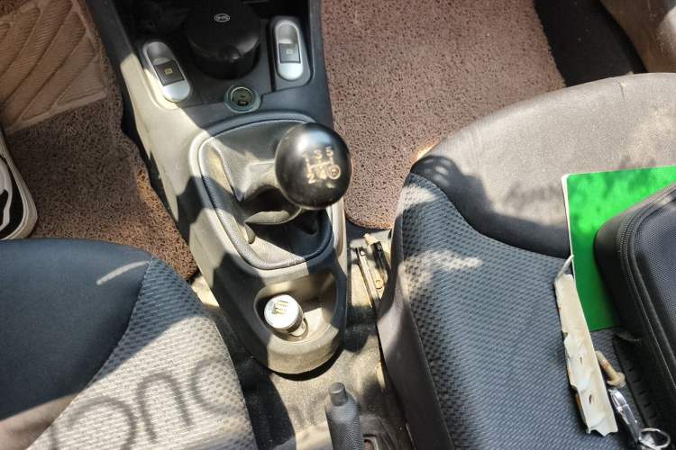 Used BYD F0 2012 1.0L XuanKu Trim Gear Lever