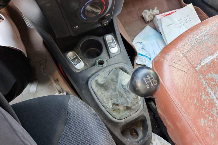 Used BYD F0 2012 1.0L Joyful Cool Model Gear Lever