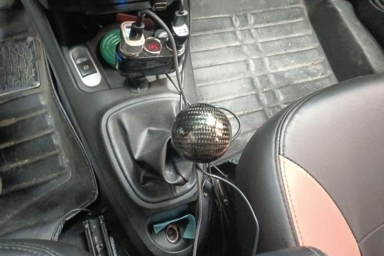 Used BYD F0 2012 1.0L Joyful Cool Model Gear Lever