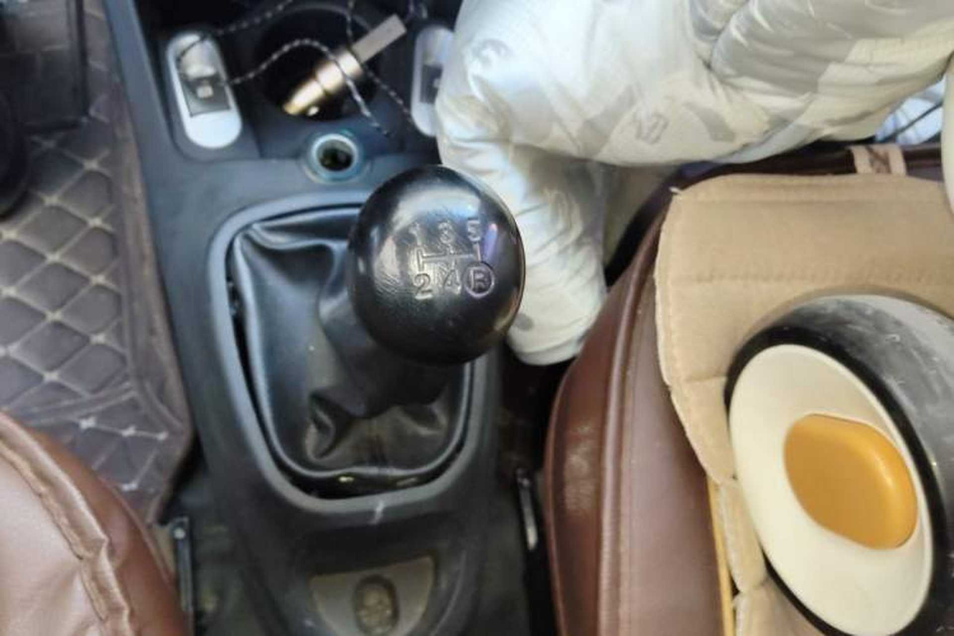 Used BYD F0 2012 1.0L Joyful Cool Model Gear Lever