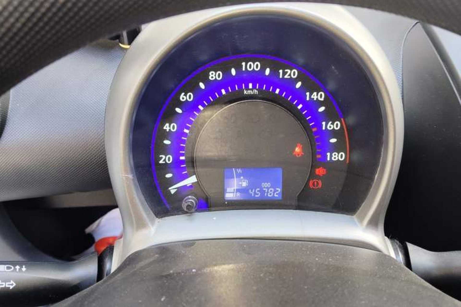 Used BYD F0 2012 1.0L Joyful Cool Model Instrument Cluster
