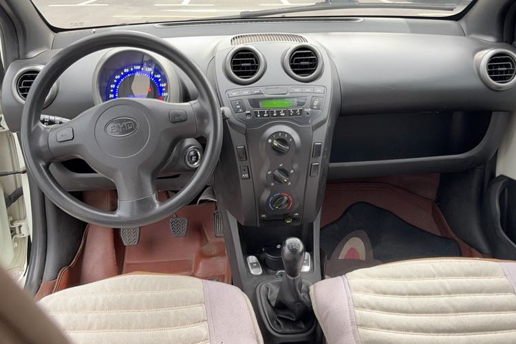 Used BYD F0 2012 1.0L XuanKu Trim Interior 3