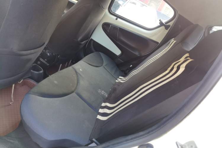 Used BYD F0 2012 1.0L XuanKu Trim Interior 4