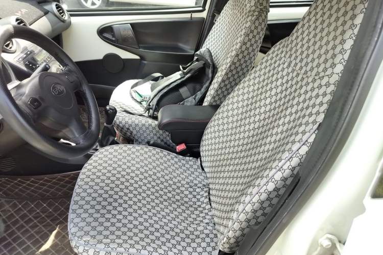 Used BYD F0 2012 1.0L XuanKu Trim Left Front Seat