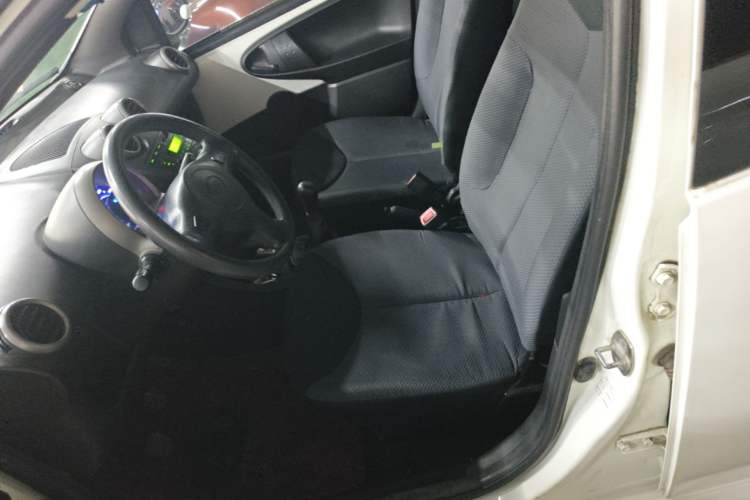 Used BYD F0 2012 1.0L XuanKu Trim Left Front Seat