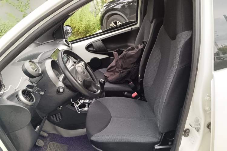 Used BYD F0 2012 1.0L Joyful Cool Model Left Front Seat