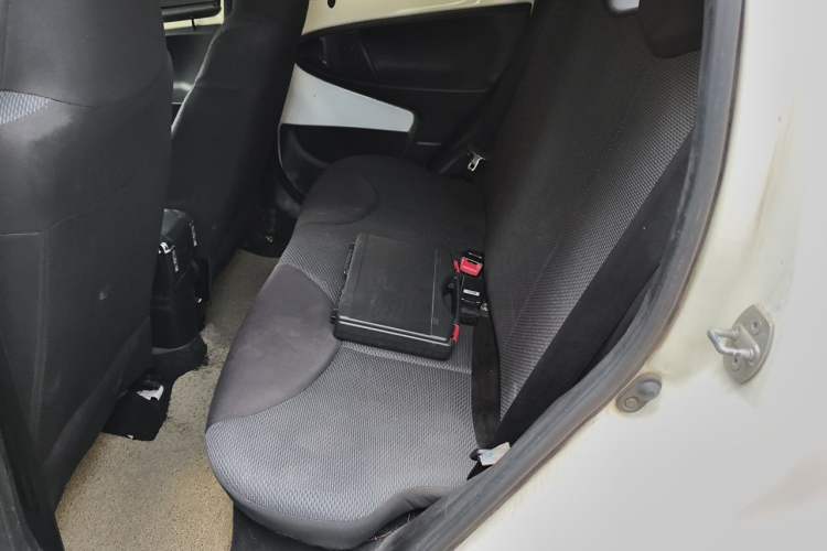 Used BYD F0 2012 1.0L Joyful Cool Model Left Rear Seat